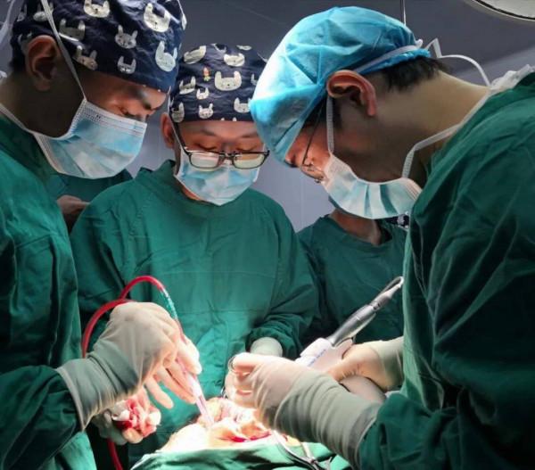 名醫堂丨華西醫院陳飛：突破醫生的專業“邊界”守住患者生命的“最後一次機會”