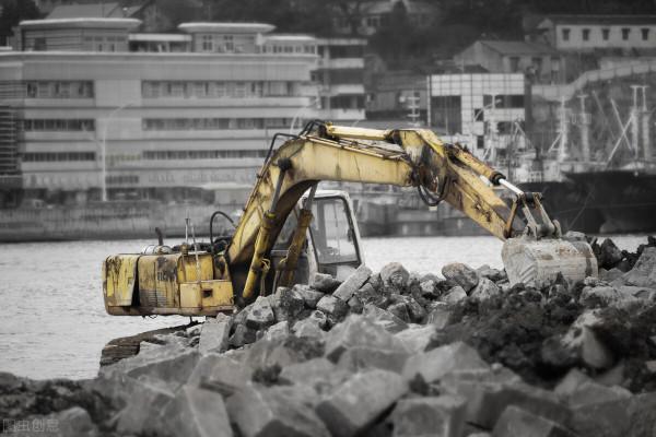 中國農村的水泥路,普遍只修到3.5米,為什麼不能修寬點? 中國農村的水泥路,普遍只修到3.5米,為什麼不能修寬點?