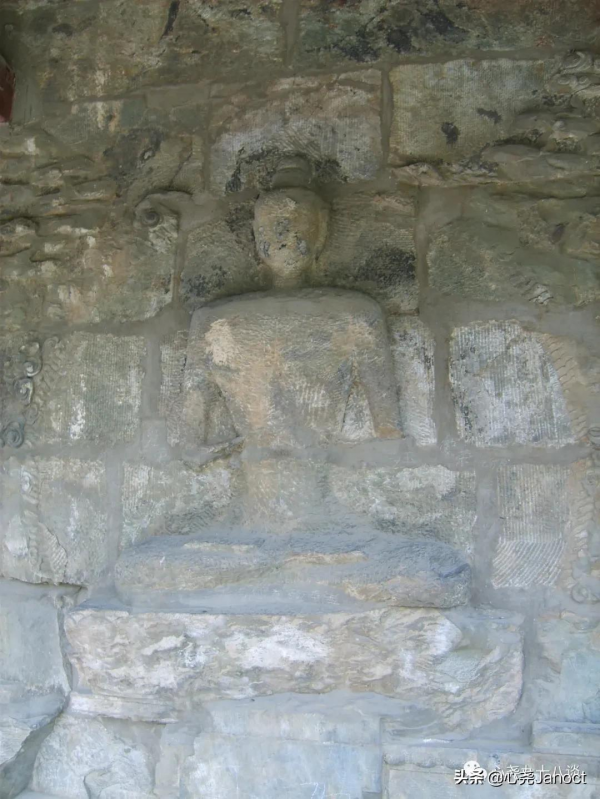 整理照片時發現十五年前拍的香山靜宜園,如今再登山找尋當年痕跡 整理照片時發現十五年前拍的香山靜宜園,如今再登山找尋當年痕跡