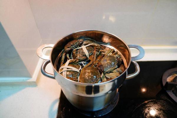 2021下半年2000元蒸烤一體烤箱哪家強？實測+菜品演示給你答案