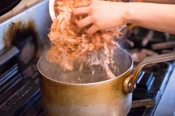 日本美食全紀錄：小吃、主食、菜餚、甜點、飲料，一個也不能少