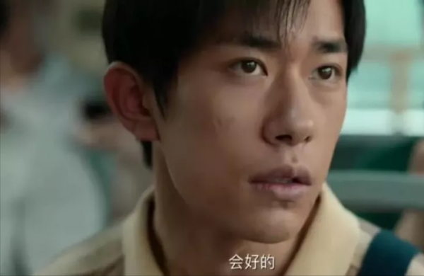 看完口碑爆棚的《奇蹟·笨小孩》，我悄悄退掉了兒子的新年禮物