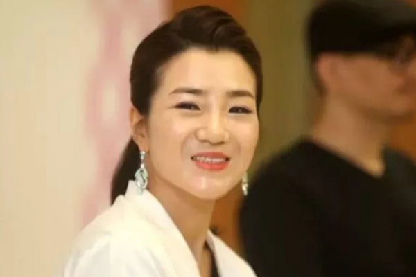 “惡人的產物”趙顯旼:辱罵、朝員工砸杯子,一杯水潑走2080億 “惡人的產物”趙顯旼:辱罵、朝員工砸杯子,一杯水潑走2080億