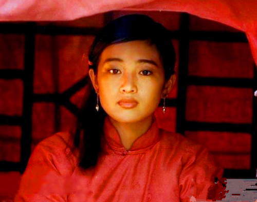 19歲輟學給張藝謀生3個娃、隱忍10年拿到結婚證,陳婷真的太狠了 19歲輟學給張藝謀生3個娃、隱忍10年拿到結婚證,陳婷真的太狠了