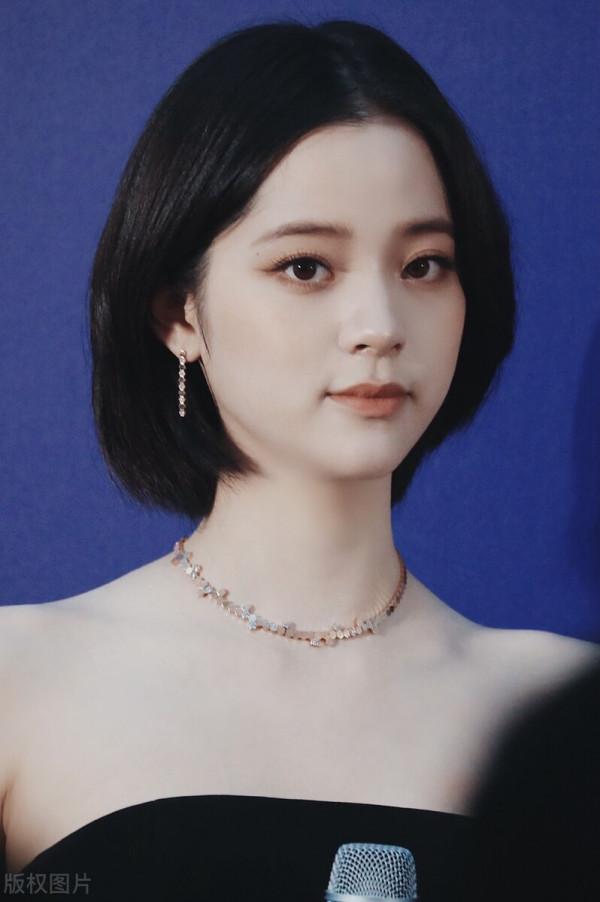 歐陽娜娜高畫質圖片