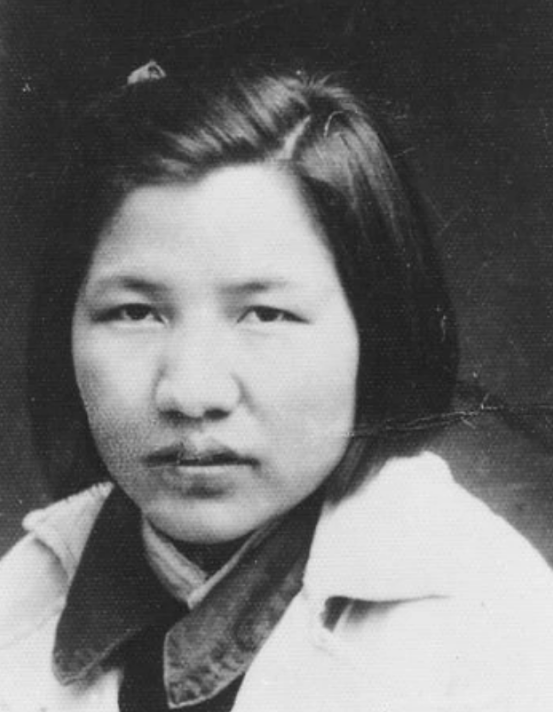 賀怡周文楠見面抱頭痛哭，閒聊中毛主席感慨：王淑蘭仍是我毛家人