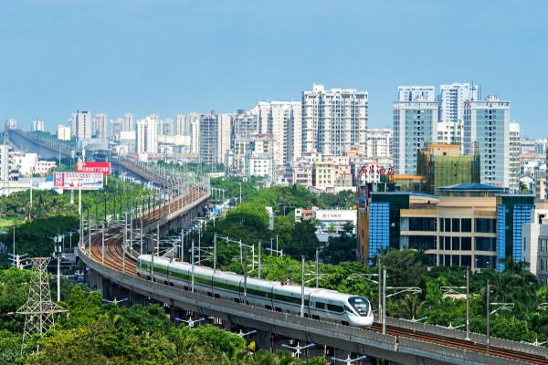 “候鳥式”農村養老火了，70歲老人說：越活越年輕，老了就該這樣