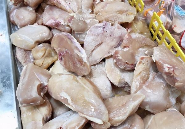 超市裡的“冷凍雞腿”為何這麼便宜?可以常吃嗎?弄懂再買心有底 超市裡的“冷凍雞腿”為何這麼便宜?可以常吃嗎?弄懂再買心有底