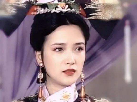 當4位內地大美人，遇到港臺經典女神，顏值差距就出來了