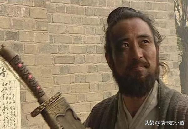 水滸中最鋒利的兵刃是哪個？比楊志寶刀還厲害，斬將全是兩段