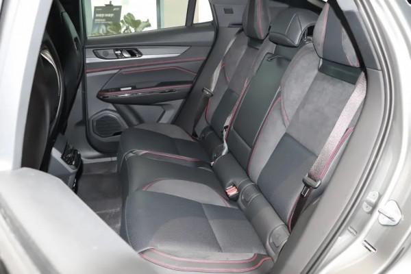 領克05後面兩車窗開啟會有共振是正常現象嗎? 領克05後面兩車窗開啟會有共振是正常現象嗎?