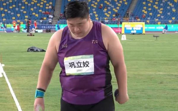 田徑多項決賽：蘇神晉級！鞏立姣奪冠，女子萬米美女選手驚豔全場