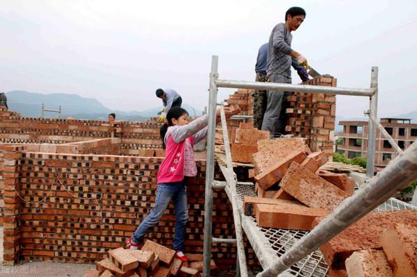 1971年,四川搬磚工吹牛暴露,竟是隱藏21年的土匪,身背19條人命 1971年,四川搬磚工吹牛暴露,竟是隱藏21年的土匪,身背19條人命