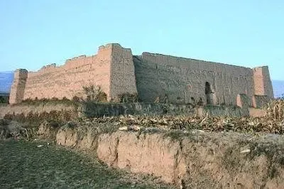 探秘甘肅通渭戰國秦長城遺址和古城堡 探秘甘肅通渭戰國秦長城遺址和古城堡