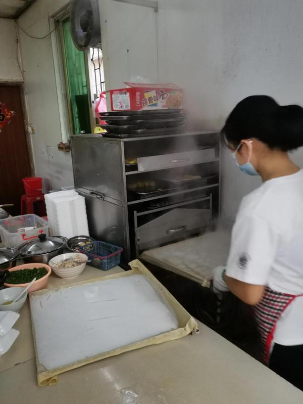 教你做廣東布拉腸(超簡單) 教你做廣東布拉腸(超簡單)