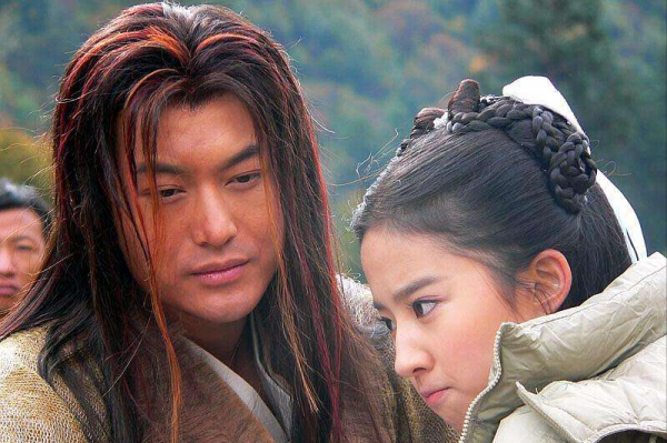 周迅被踢出局，聶遠以1票之差敗給黃教主，昏迷的陳紫函被背下山