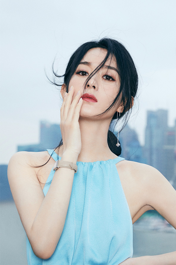 趙麗穎、關曉彤、劉亦菲、迪麗熱巴這四位美女你喜歡哪一位 趙麗穎、關曉彤、劉亦菲、迪麗熱巴這四位美女你喜歡哪一位