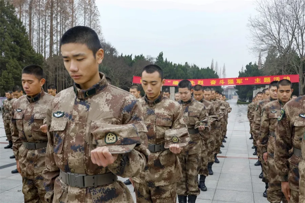 第71集團軍防空勁旅：請放心，我們堅決捍衛祖國和平！