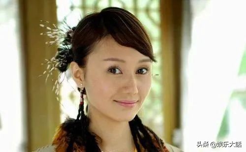 臉上有痣也好看的女演員,只服這6位,位置恰到好處,還很有特色 臉上有痣也好看的女演員,只服這6位,位置恰到好處,還很有特色