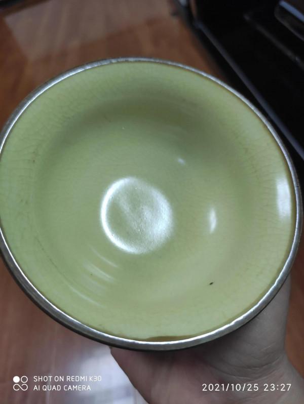 明永樂淡黃釉小碗 明永樂淡黃釉小碗