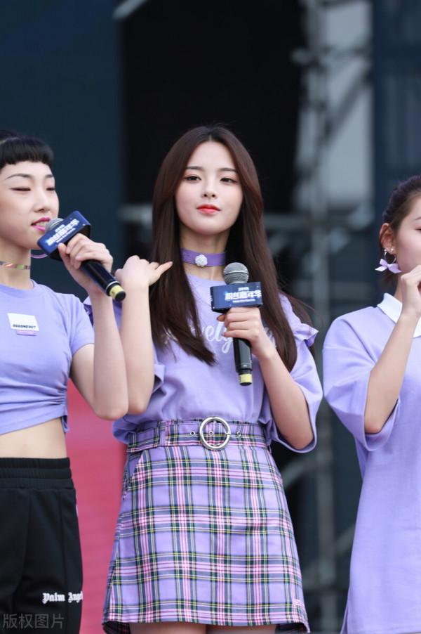 楊超越從草根逆襲成功，幕後真正的推手