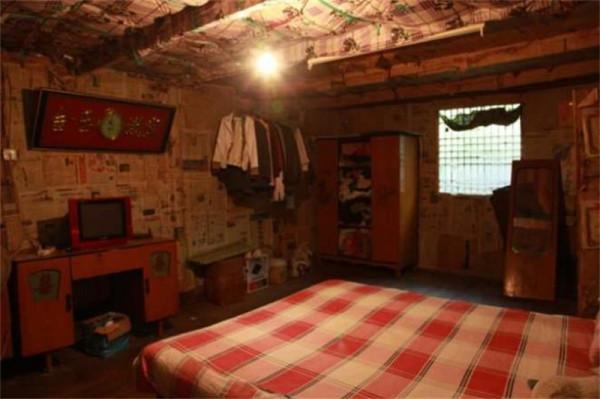 13年前她翻牆追男友成癱瘓，男友為娶她眾叛親離，網友：真男人