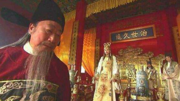 明朝4大罪臣之首，被李自成的酷刑折磨了5天5夜，後來腦裂而亡