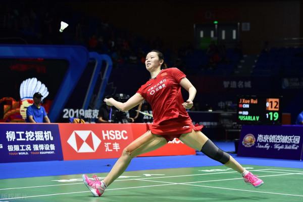 這兩種羽毛球戰術，初學者容易運用和掌握，也是羽毛球的基本戰術