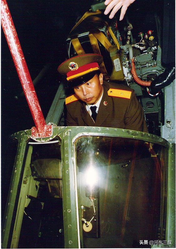 買飛機送大衣？在軍迷眼中，狂風戰鬥機還不如一件德國風衣