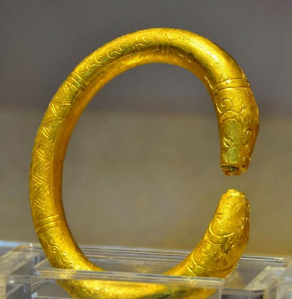 歷經30年艱辛打撈，價值3千億美金的寶藏終於現身，到底是啥寶貝