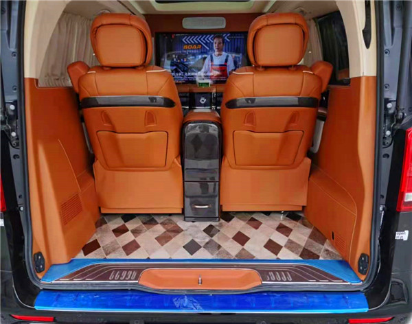 新款賓士V260L豪華商務車,頂級改裝高階四座版本 新款賓士V260L豪華商務車,頂級改裝高階四座版本