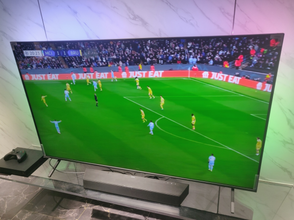 不到一千元，把賽場搬回家！飛利浦B5706迴音壁體驗