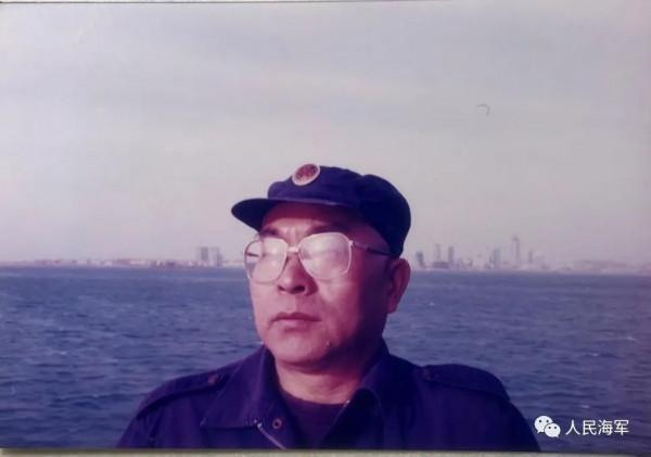 父子潛艇兵，用77年守護告白海疆