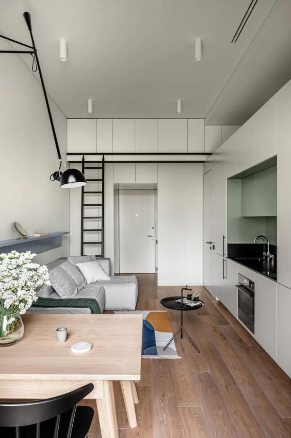 一箇中年女人的200㎡，任性