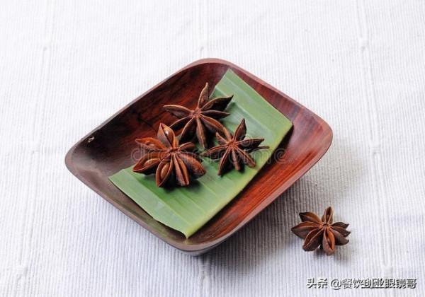 聞香識料,組方第一步―八角 聞香識料,組方第一步―八角