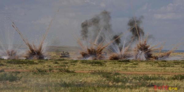 回首2021奮鬥征程,感受來自軍營的高燃時刻 回首2021奮鬥征程,感受來自軍營的高燃時刻