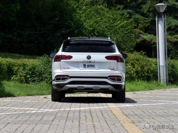 大眾四驅SUV，高功率2.0T跑得快又省油，實拍大眾探嶽X