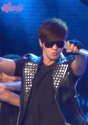 盤點明星的特殊愛好:章子怡愛開蚌,李小璐愛燙頭,冠希永遠的神 盤點明星的特殊愛好:章子怡愛開蚌,李小璐愛燙頭,冠希永遠的神