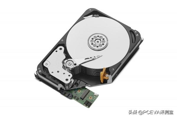 FTC起訴阻止NVIDIA收購ARM，西數明年推出22TB機械硬碟