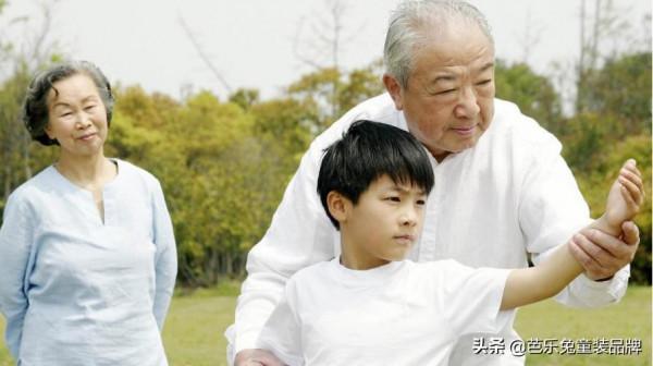 育兒時代的難題,隔代撫養是“守護者”還是“導火索”? 育兒時代的難題,隔代撫養是“守護者”還是“導火索”?