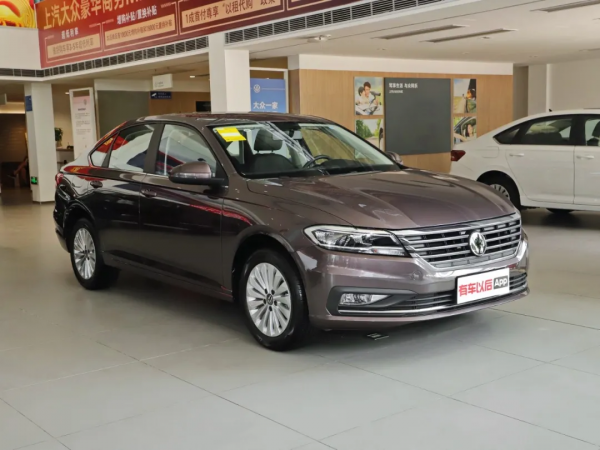 8月銷量出爐，前10寶馬佔兩席，但加起來都比不上這臺國產車