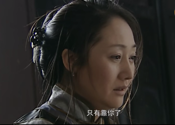 再看《喬家大院》：才發現大奶奶新婚夜服毒自殺，竟是一石二鳥