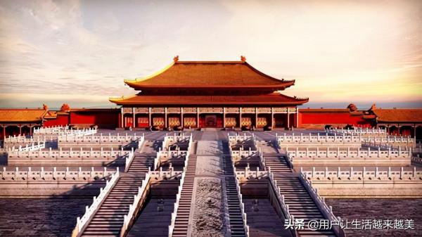 北京故宮是世界上現存規模最大、儲存最完整的木質結構古建築之一