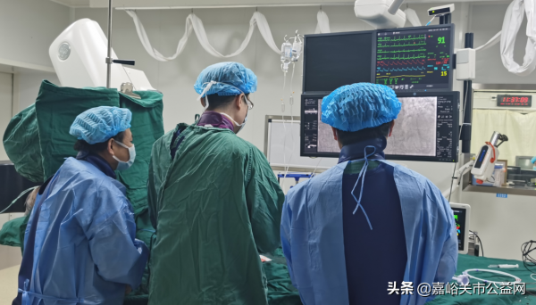 酒鋼醫院心血管科成功開展河西首例高齡患者冠狀動脈內旋磨術