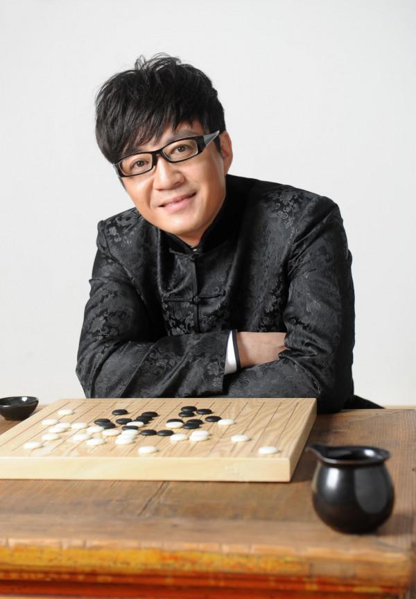 著名歌手李琛：撮合離異父母復婚失敗，帶淚的孝心讓人動容