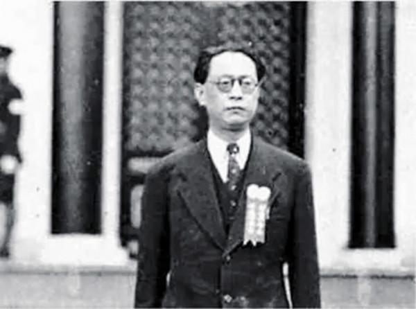 賣國賊的“李士群”，被日軍用鼠菌毒殺，他的美貌嬌妻下場如何？