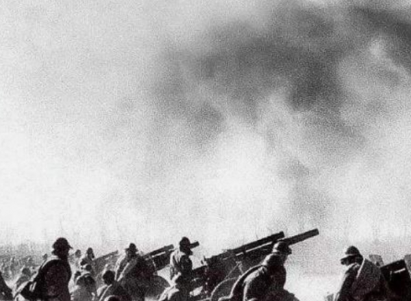 三萬紅軍被30萬敵軍包圍，偉人下令睡三天輕鬆破解，最終反敗為勝