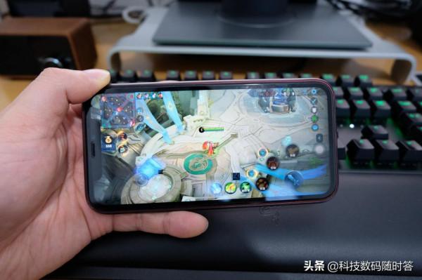 寧願選擇2019年釋出的iPhone11，也不要2022年國產旗艦？為什麼