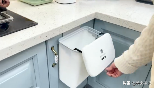 去小姨家參觀，看到她家這10個“神設計”，我都後悔家裡裝修早了