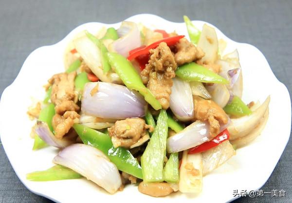 洋蔥炒肉片，最忌諱肉片直接下鍋炒，多加這一步，肉片鮮嫩不老